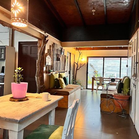 Chillout House Bed & Breakfast Monteverde Exterior photo
