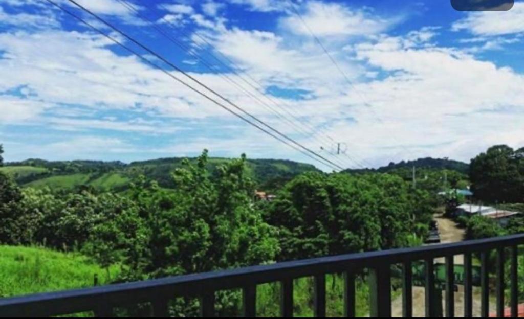 Chillout House Bed & Breakfast Monteverde Exterior photo