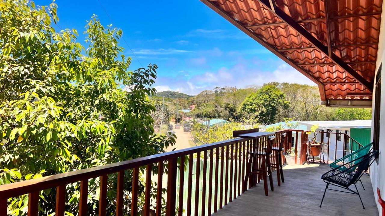 Chillout House Bed & Breakfast Monteverde Exterior photo