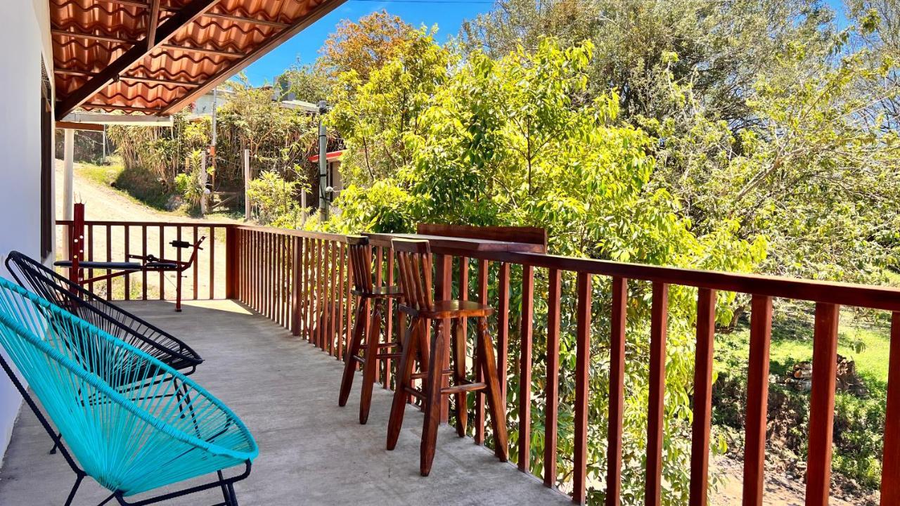 Chillout House Bed & Breakfast Monteverde Exterior photo